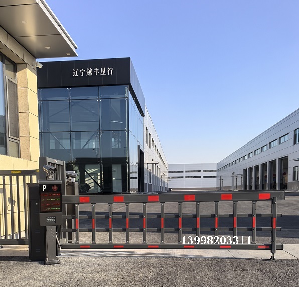 沈阳浑南4S店空降道闸车牌识别门禁系统